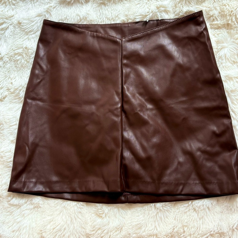 SOLD Brown leather skirt